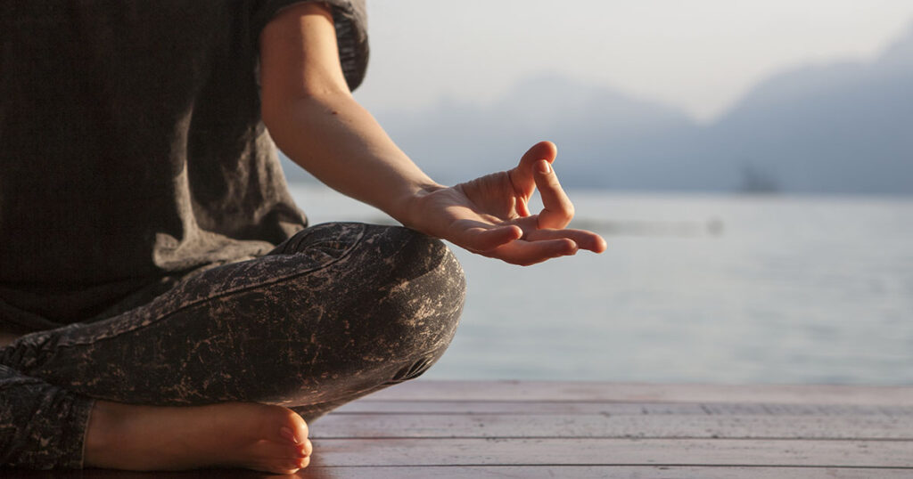 women doing meditation